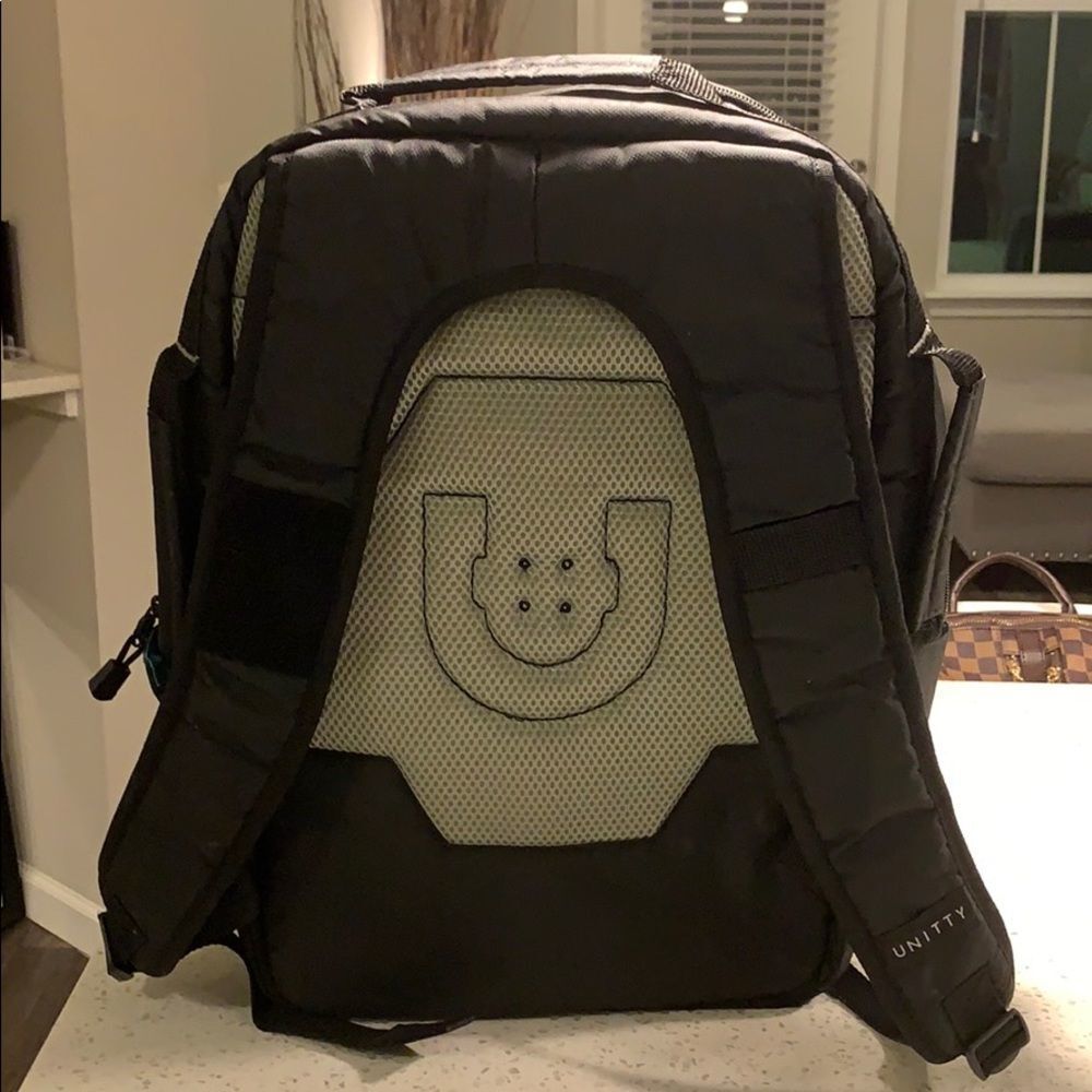 NEW Skateboard Velcro Unity Backpack - Picture 2 of 3